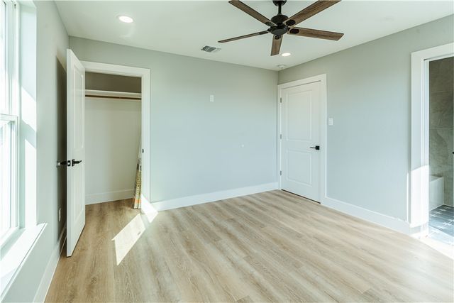 324 W Live Oak, Rockport, TX 78382