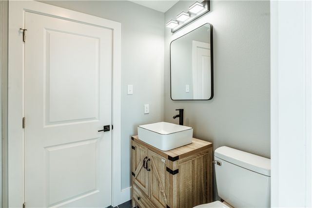 324 W Live Oak, Rockport, TX 78382