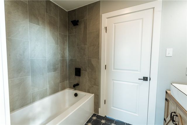 324 W Live Oak, Rockport, TX 78382