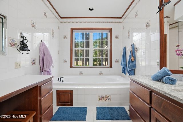 112 Cashie Drive, Hertford, NC 27944