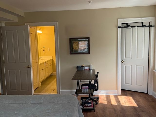 27 Maple St F, Canton, MA 02021