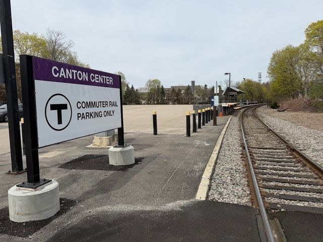 27 Maple St F, Canton, MA 02021