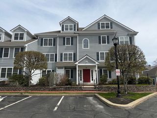 27 Maple St F, Canton, MA 02021