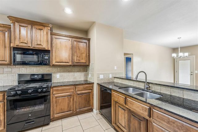 1716 Kamber Terrace, Edmond, OK 73003