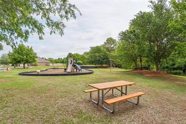 1716 Kamber Terrace, Edmond, OK 73003
