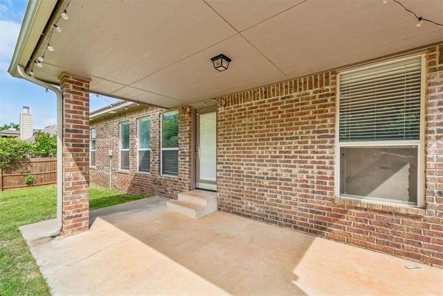 1716 Kamber Terrace, Edmond, OK 73003