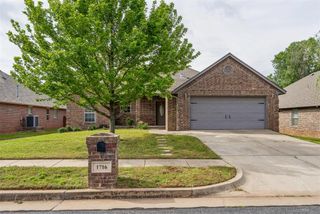 1716 Kamber Terrace, Edmond, OK 73003