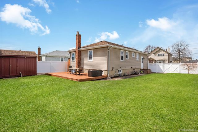 3341 Elliott Boulevard, Oceanside, NY 11572