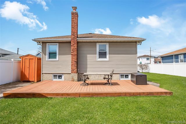 3341 Elliott Boulevard, Oceanside, NY 11572