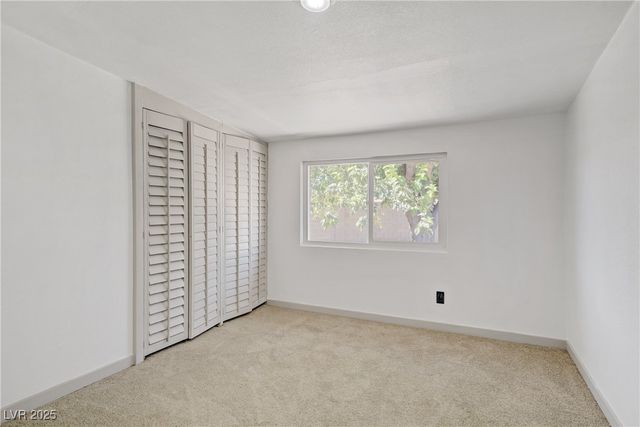 153 Sir Thomas Drive, Las Vegas, NV 89110