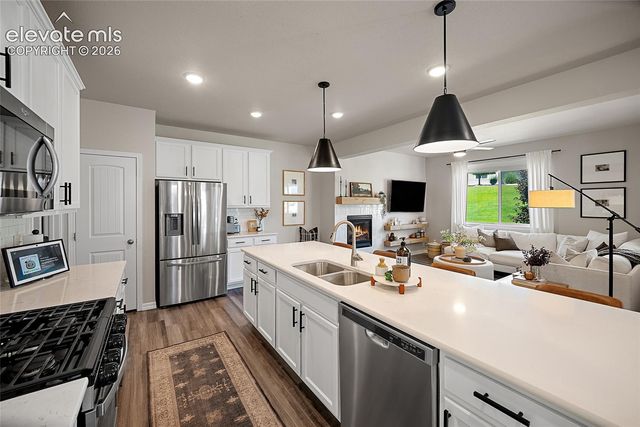 140 Wild Grass Way, Colorado Springs, CO 80919