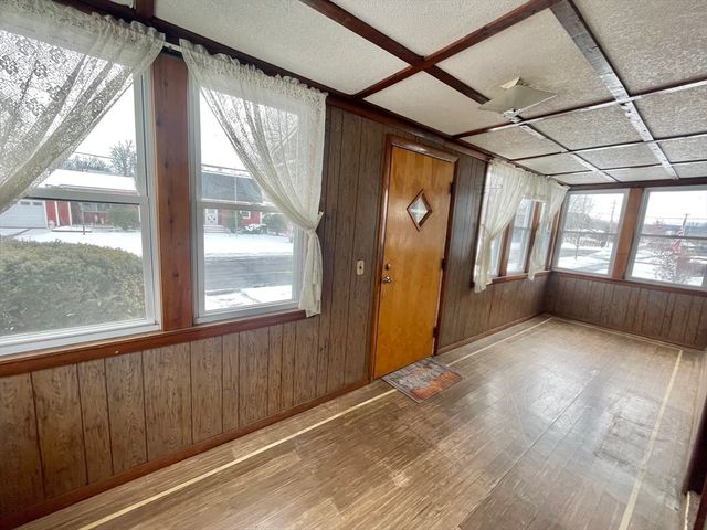 26 Whitin Ave, Chicopee, MA 01013