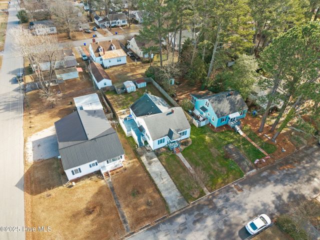 916 N Pembroke Avenue N, Ahoskie, NC 27910