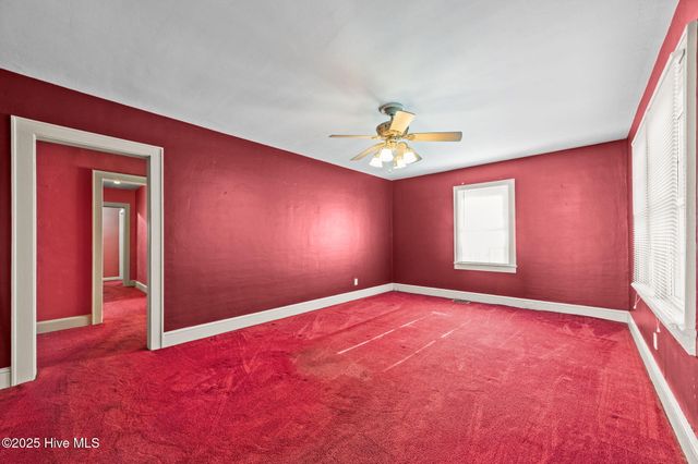 916 N Pembroke Avenue N, Ahoskie, NC 27910