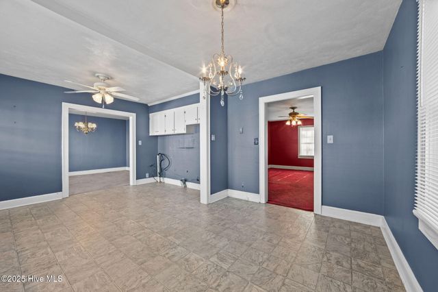 916 N Pembroke Avenue N, Ahoskie, NC 27910