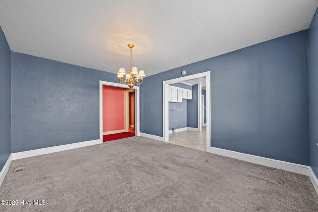 916 N Pembroke Avenue N, Ahoskie, NC 27910