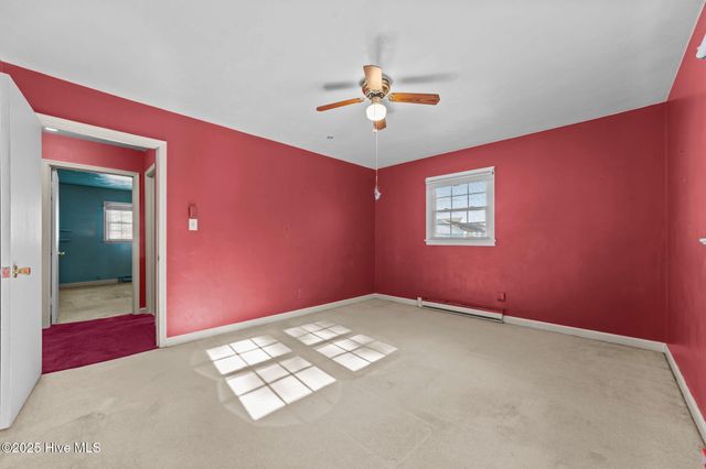 916 N Pembroke Avenue N, Ahoskie, NC 27910