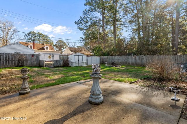 916 N Pembroke Avenue N, Ahoskie, NC 27910