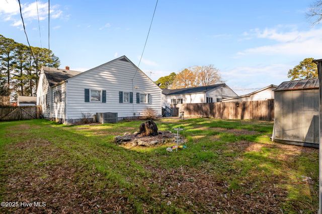 916 N Pembroke Avenue N, Ahoskie, NC 27910