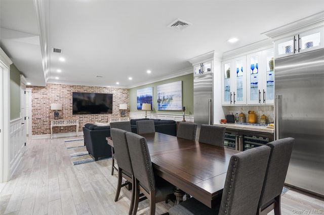 4 Goldman Court, Cortlandt Manor, NY 10567