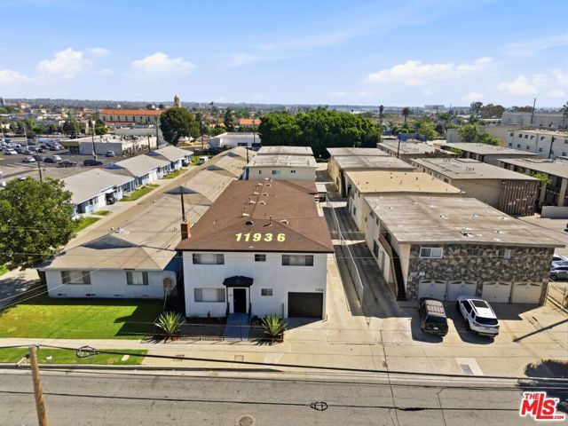 11936 Grevillea Avenue, Hawthorne, CA 90250