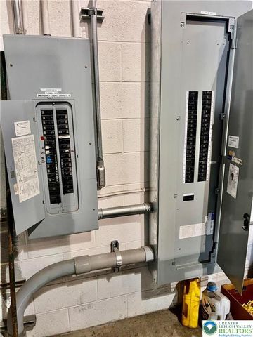 90 South Commerce Way suite 103, Hanover Twp, PA 18017