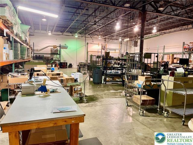 90 South Commerce Way suite 103, Hanover Twp, PA 18017