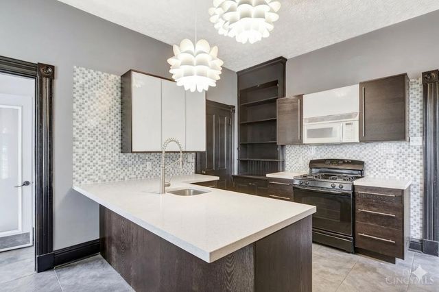 4238 Leonard Avenue, St Bernard, OH 45217