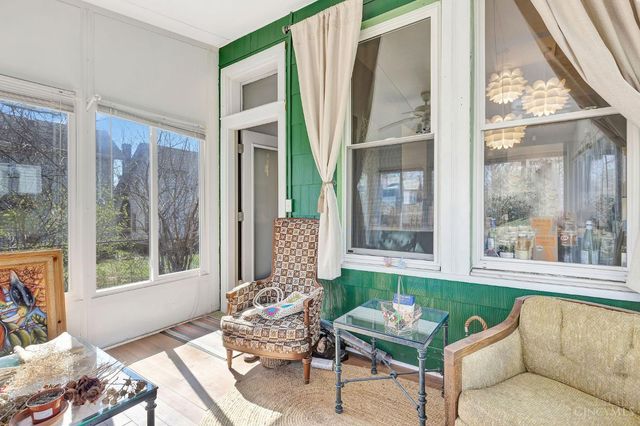 4238 Leonard Avenue, St Bernard, OH 45217