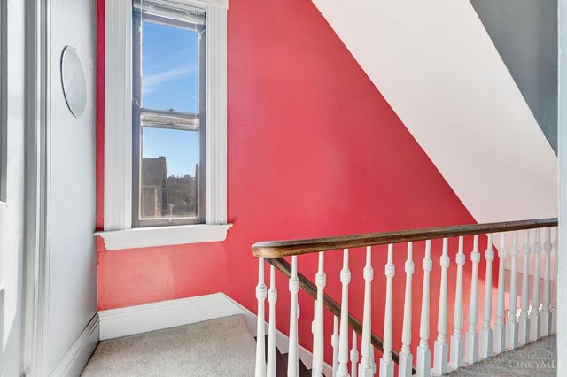 4238 Leonard Avenue, St Bernard, OH 45217