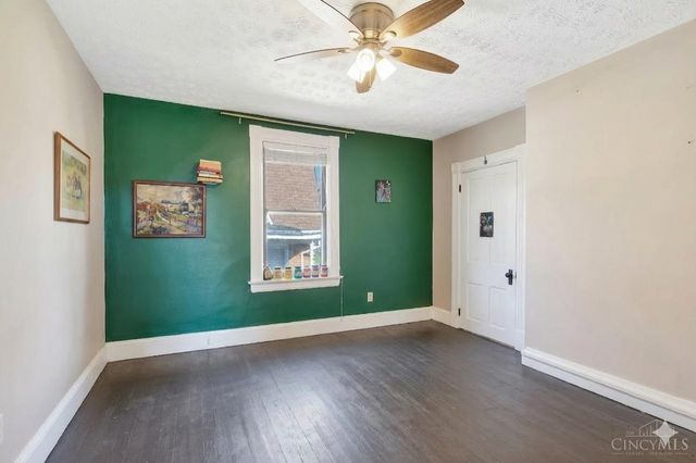 4238 Leonard Avenue, St Bernard, OH 45217