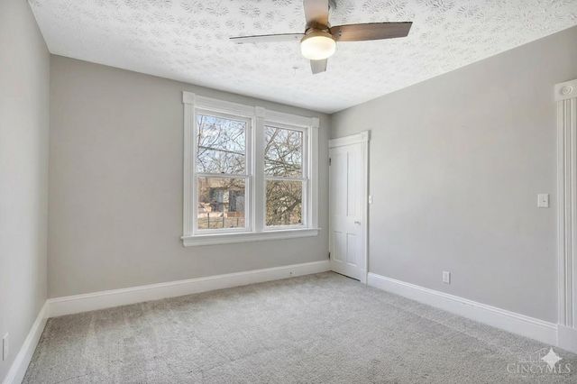 4238 Leonard Avenue, St Bernard, OH 45217