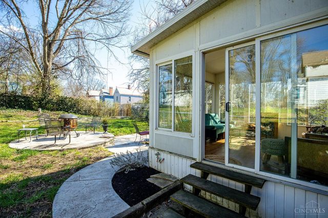 4238 Leonard Avenue, St Bernard, OH 45217