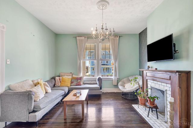 4238 Leonard Avenue, St Bernard, OH 45217