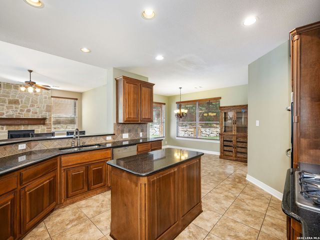 21502 Granada Hill, San Antonio, TX 78256
