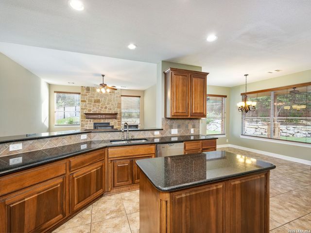 21502 Granada Hill, San Antonio, TX 78256