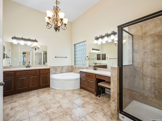 21502 Granada Hill, San Antonio, TX 78256
