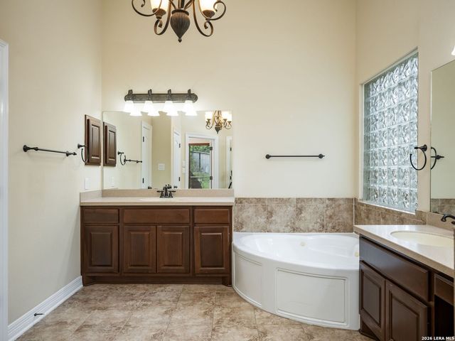 21502 Granada Hill, San Antonio, TX 78256