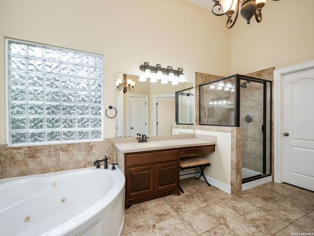 21502 Granada Hill, San Antonio, TX 78256