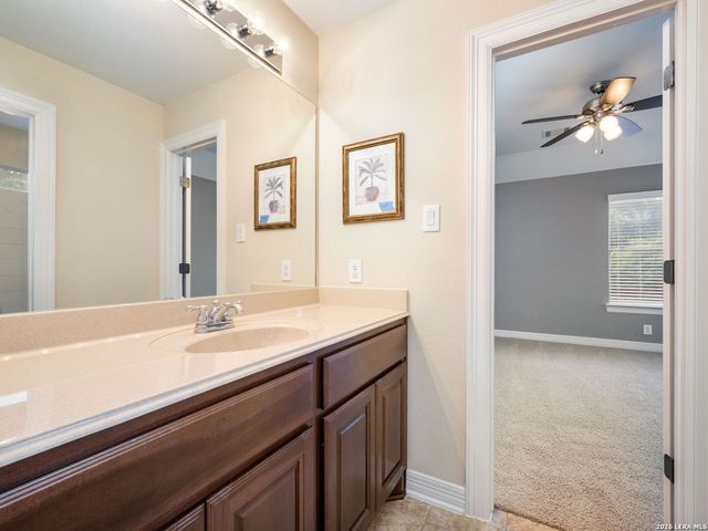 21502 Granada Hill, San Antonio, TX 78256