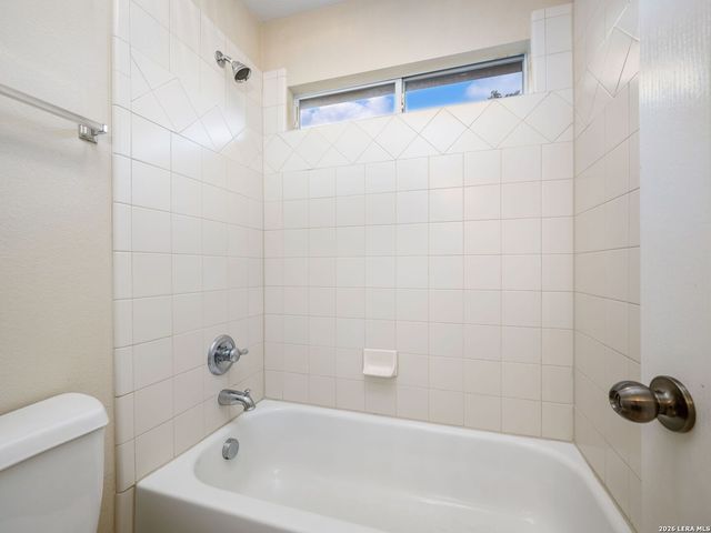 21502 Granada Hill, San Antonio, TX 78256