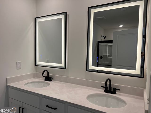 16 Nickel Drive 7, Newnan, GA 30265