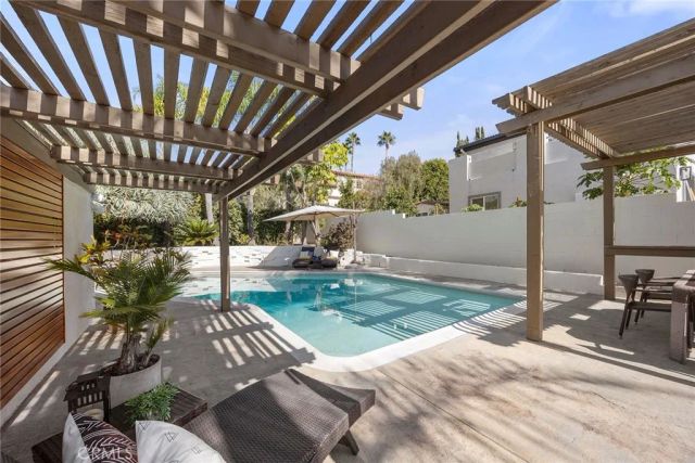 10662 Crawford Canyon, North Tustin, CA 92705