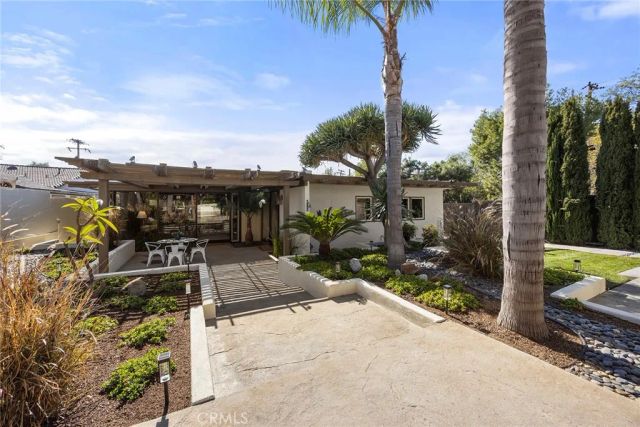 10662 Crawford Canyon, North Tustin, CA 92705