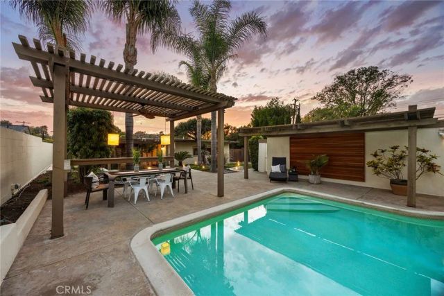 10662 Crawford Canyon, North Tustin, CA 92705