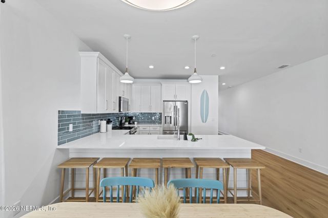 921-925 2ND Avenue S, Jacksonville Beach, FL 32250