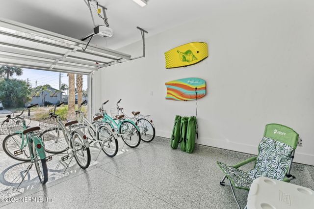 921-925 2ND Avenue S, Jacksonville Beach, FL 32250