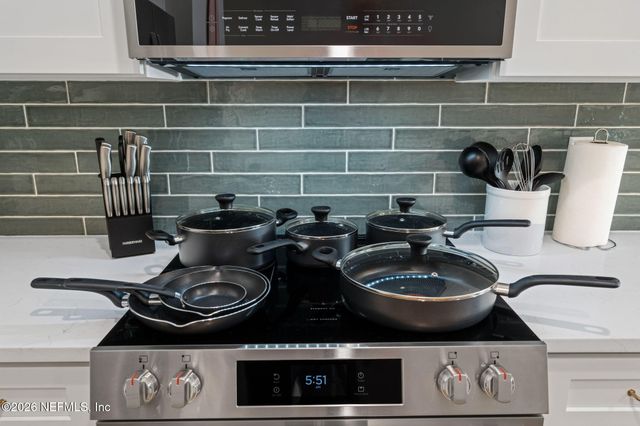 921-925 2ND Avenue S, Jacksonville Beach, FL 32250