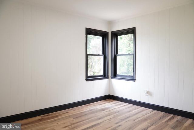 1421 FAYETTE AVE, Reading, PA 19607