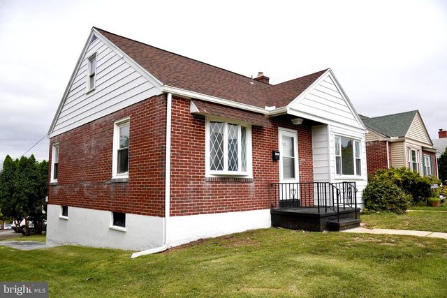 1421 FAYETTE AVE, Reading, PA 19607